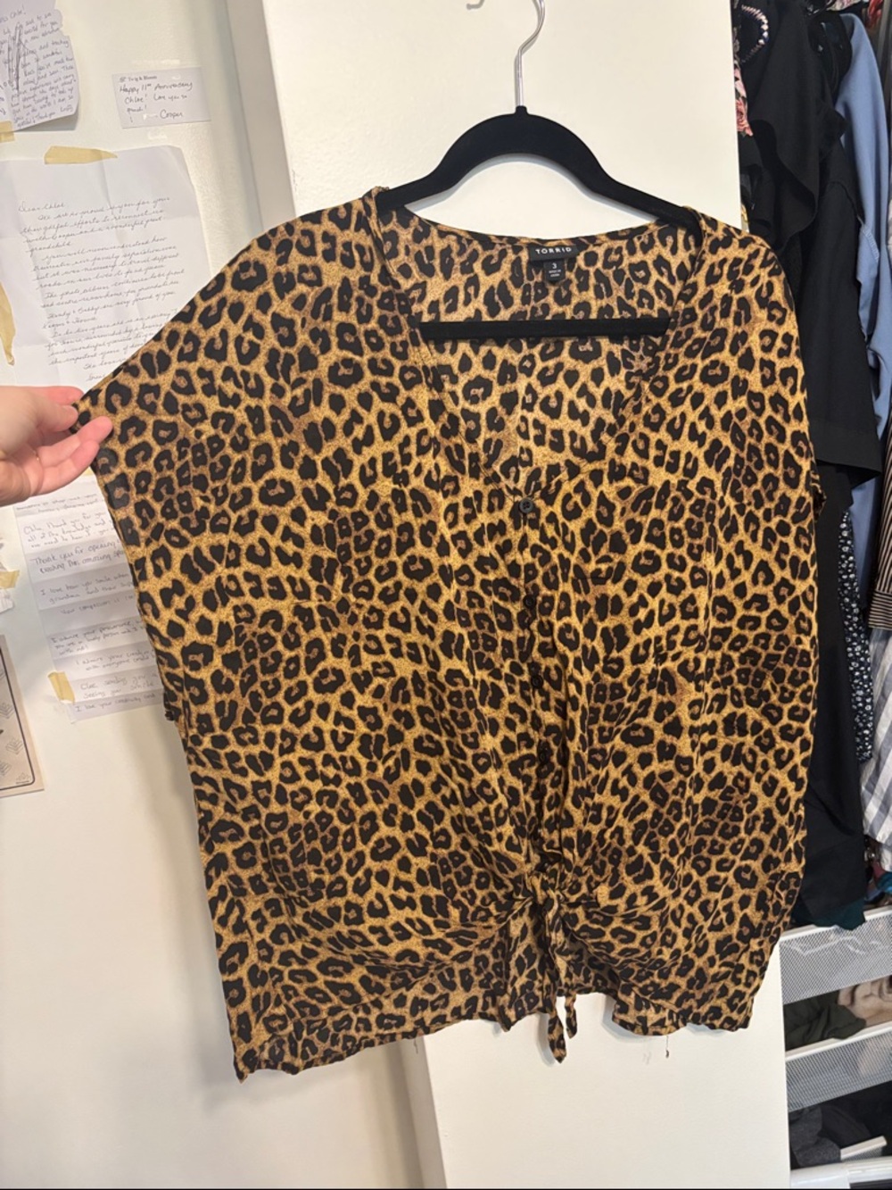 torrid Leopard Print Tie-Front Blouse in Brown and Black